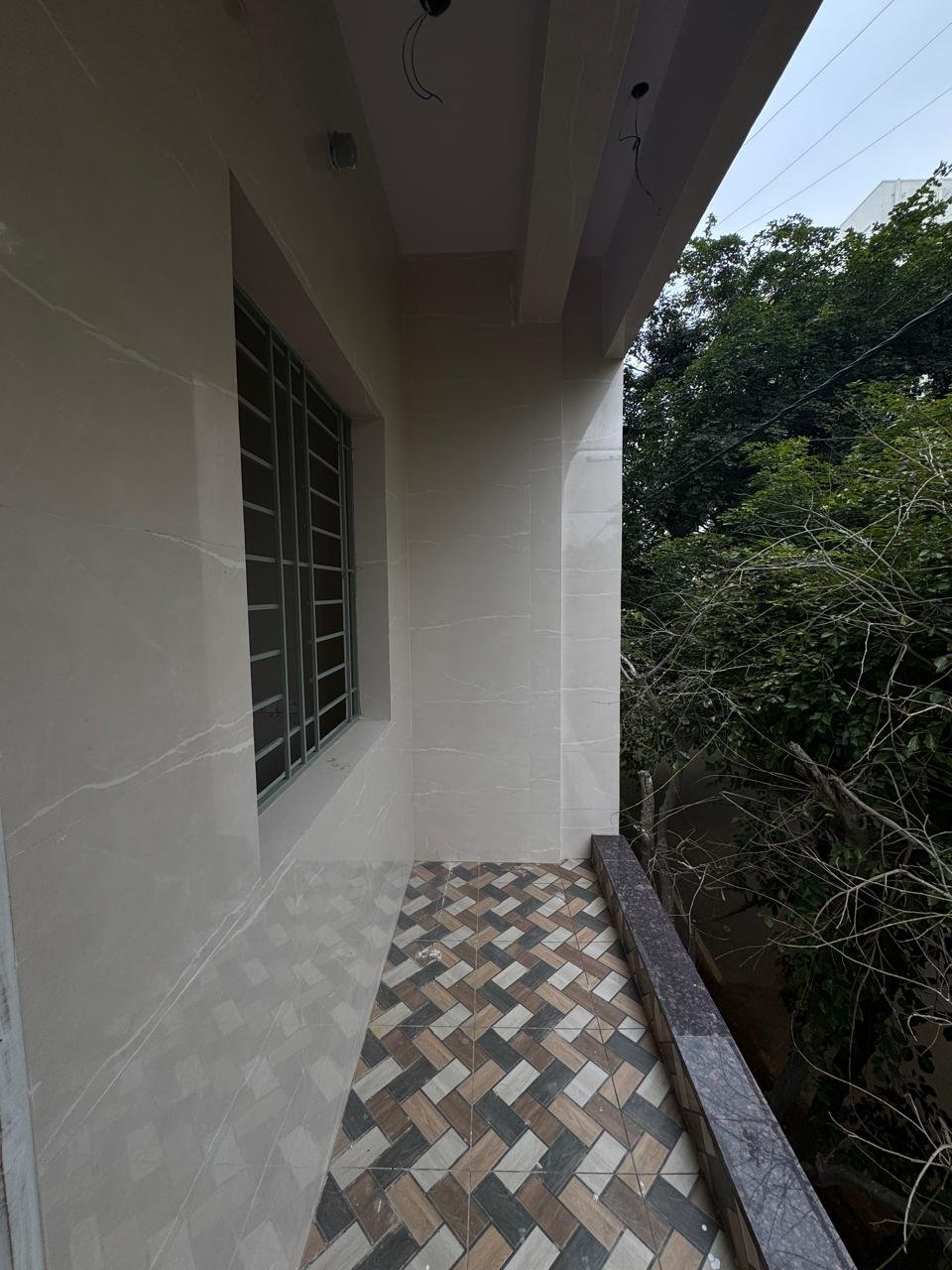 2bhk Semi Furnished 2BHK flat for Rent | Brand New Apartment Flat | Singsandra | Bangalore | https://renthouzz.in/