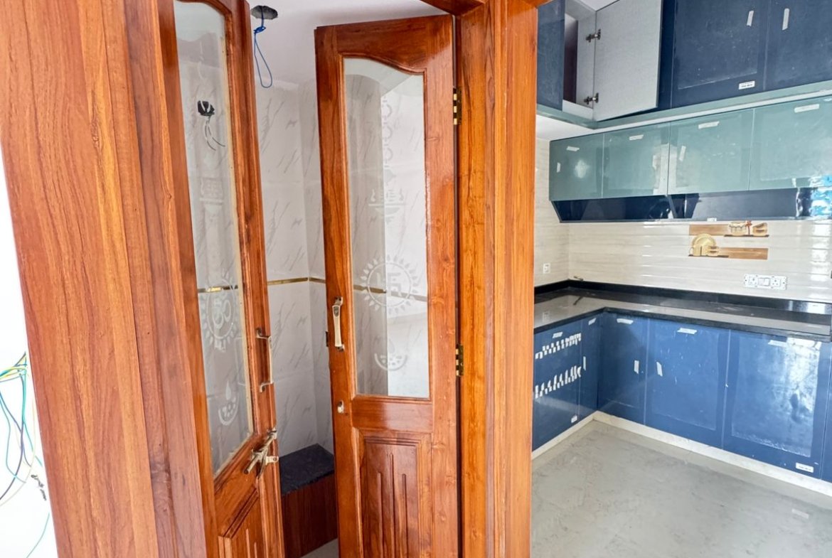 1bhk flat for Rent | Singasndra | Bangalore | https://renthouzz.in/property/2bhk-semi-furnished-flat-for-rent-in-singasandra-bangalore/