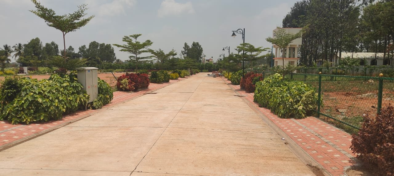 Plot for sale Plot for sale Develapura, Anugondanahalli, Hoskote – Whitefield, Bangalore www.renthouzz.in/