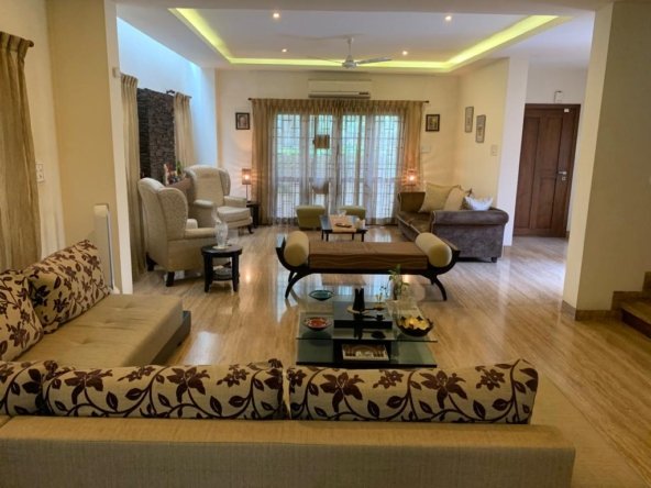 Living room of 5BHK Independent House for Rent in Koramangala 3rd Block Bangalore-Renthouzz