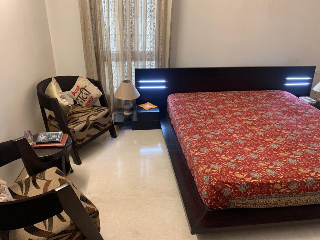 Bedroom of 5BHK Independent House for Rent in Koramangala 3rd Block Bangalore-Renthouzz