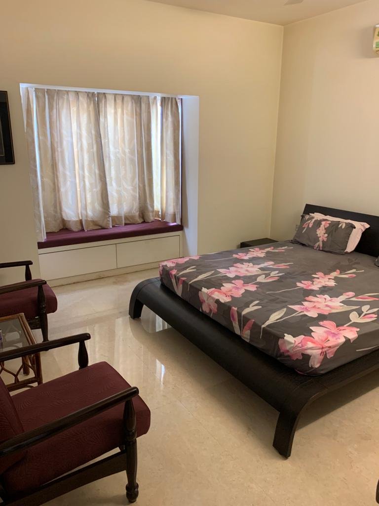 Bedroom of 5BHK Independent House for Rent in Koramangala 3rd Block Bangalore-Renthouzz