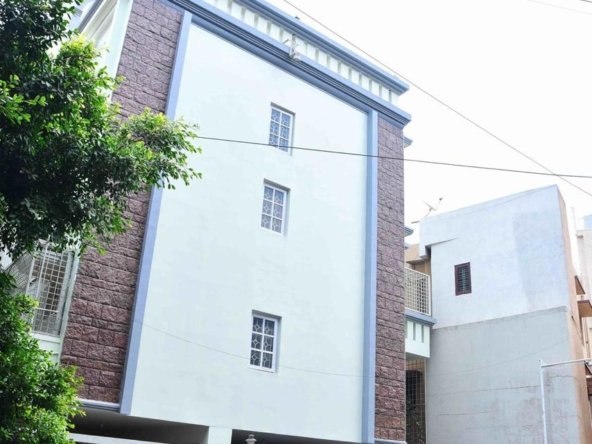 Front elevation of the 5BHK Independent House for Rent in Koramangala ST Bed Layout Bangalore-Renthouzz