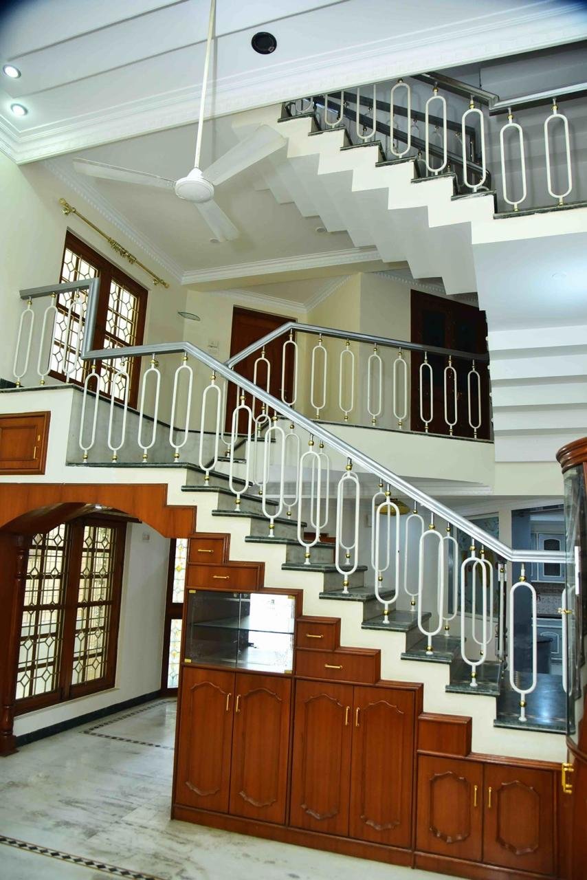 Stair case of the 5BHK Independent House for Rent in Koramangala ST Bed Layout Bangalore-Renthouzz