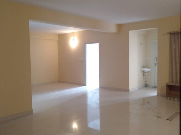 Spacious Hall of Brand new 2BHK flat for rent in Kalena Agrahara Renthouzz