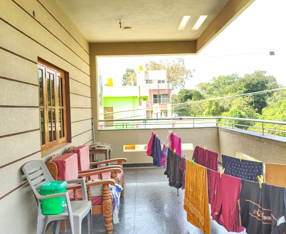 BAlcony of 4BHK Duplex House for Sale in Rajeshwarinagara, Madanayakanahalli Renthouzz