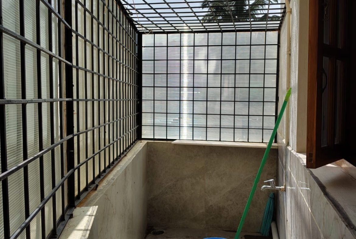 Utility 4BHK Duplex House for Sale in Rajeshwarinagara, Madanayakanahalli Renthouzz