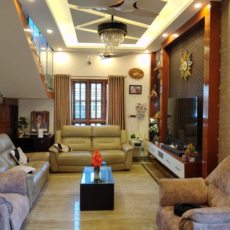 Hall of 4BHK Duplex House for Sale in Rajeshwarinagara, Madanayakanahalli Renthouzz