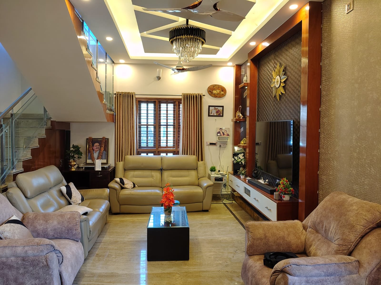 4BHK Duplex House for Sale in Rajeshwarinagara, Madanayakanahalli Renthouzz Hall of 4BHK Duplex House for Sale in Rajeshwarinagara, Madanayakanahalli Renthouzz
