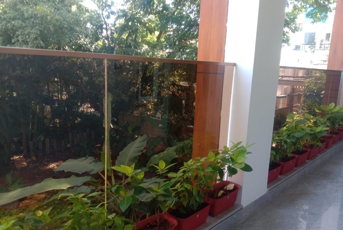 Balcony of 2BHK Apartment Flat for rent in Koramangala 1st block, Bangalore Renthozz