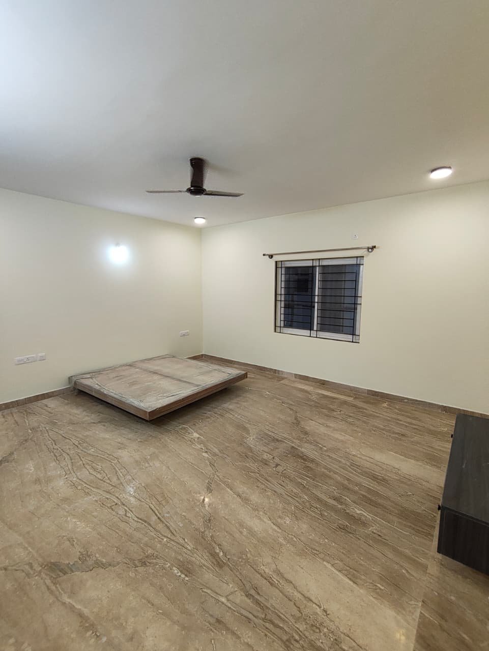 4BHK luxury villa for rent in Woodsvale with spacious interiors, private garden and premium amenities