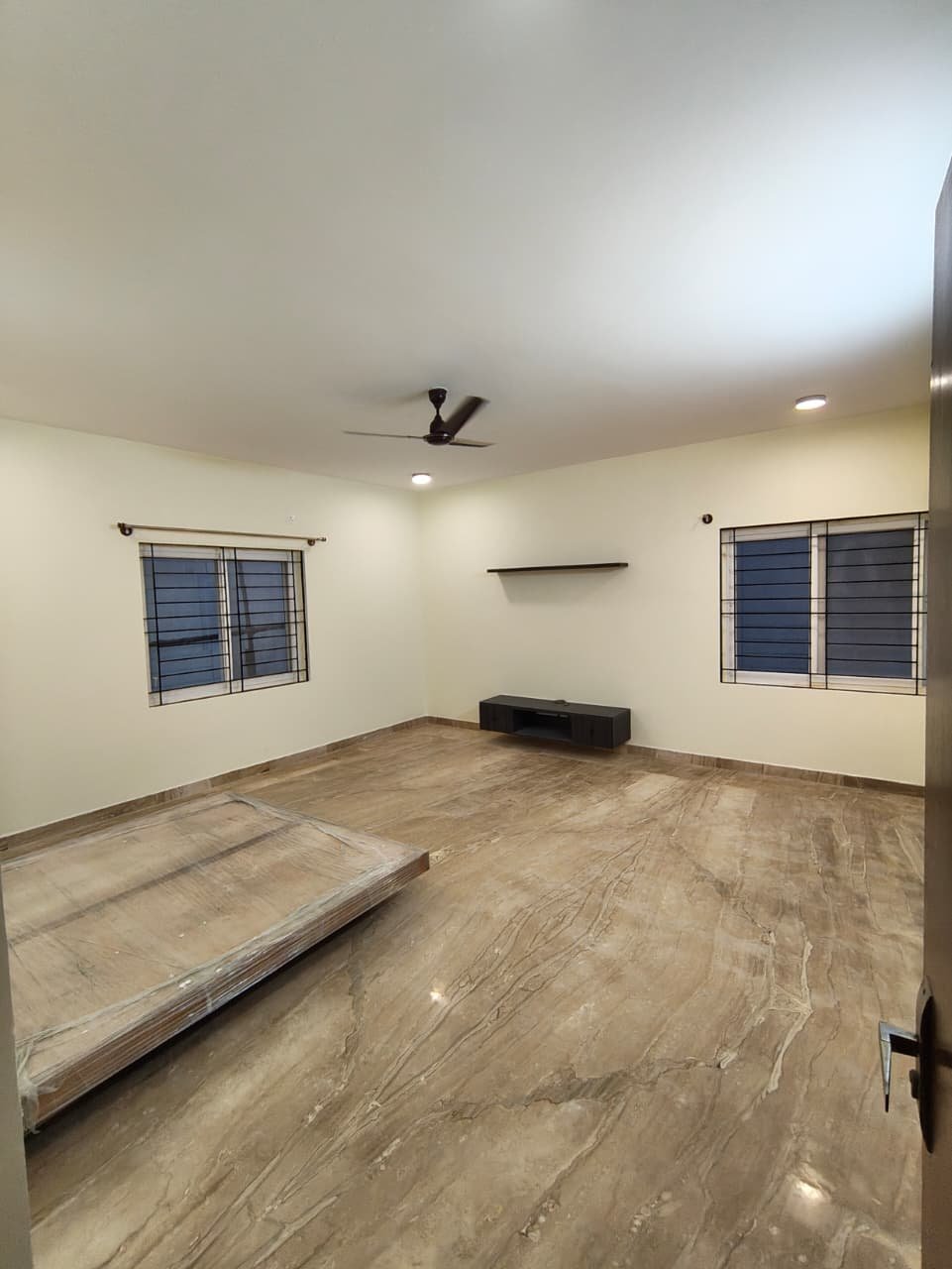 4BHK luxury villa for rent in Woodsvale with spacious interiors, private garden and premium amenities