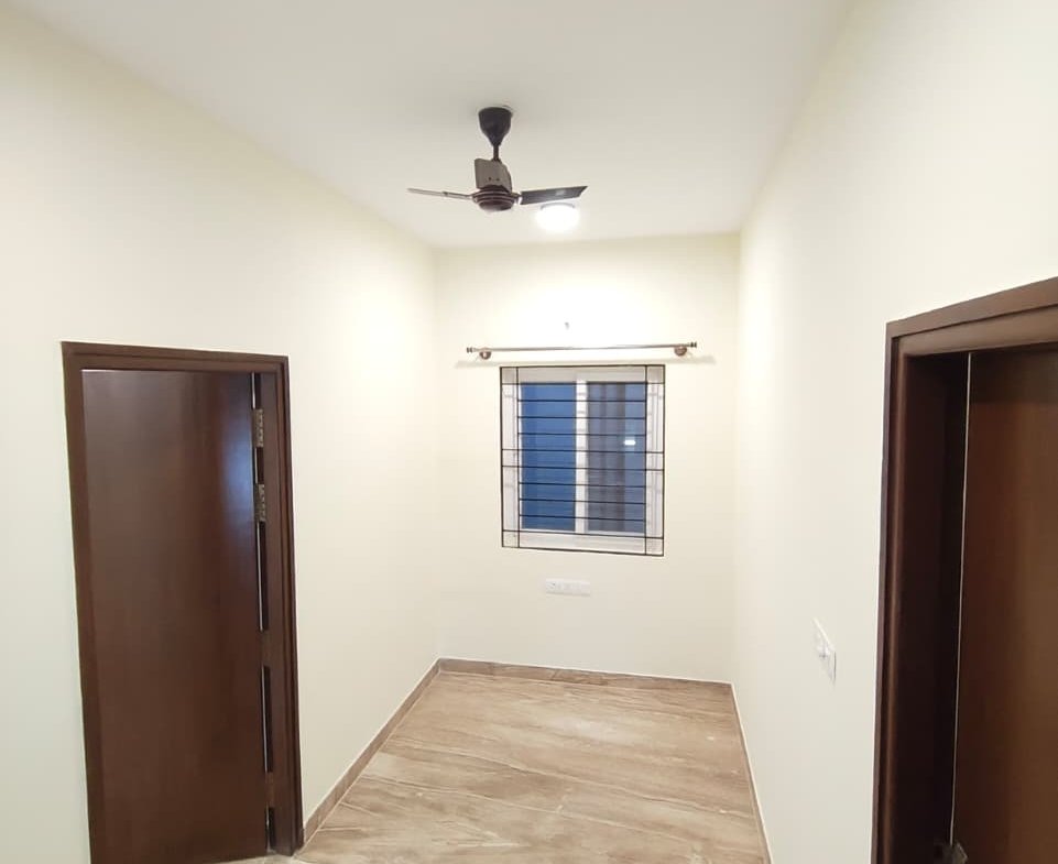 4BHK luxury villa for rent in Woodsvale with spacious interiors, private garden and premium amenities