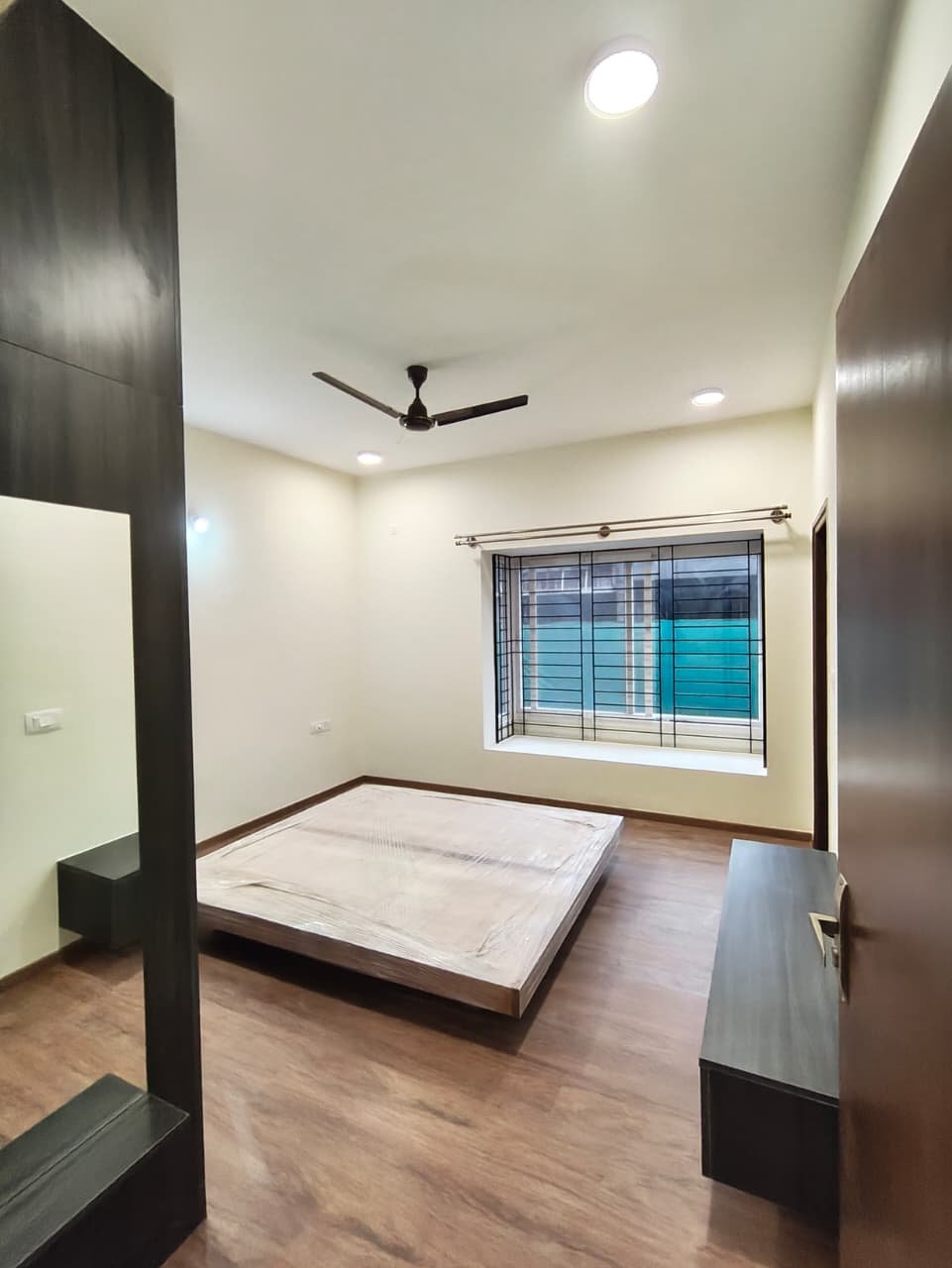 4BHK luxury villa for rent in Woodsvale with spacious interiors, private garden and premium amenities