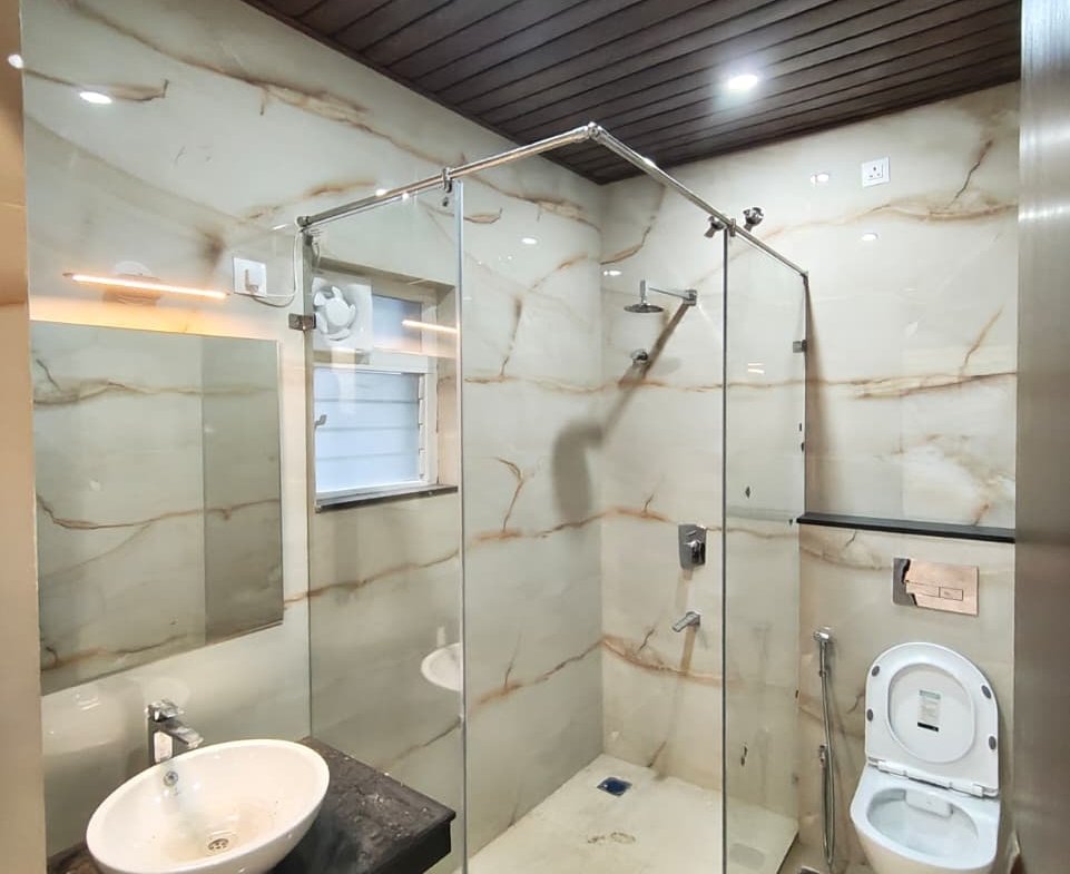 4BHK luxury villa for rent in Woodsvale with spacious interiors, private garden and premium amenities