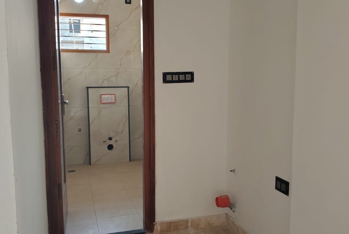 Modern washroom with attached bathroom in brand new 3BHK flat JP Nagar Bangalore