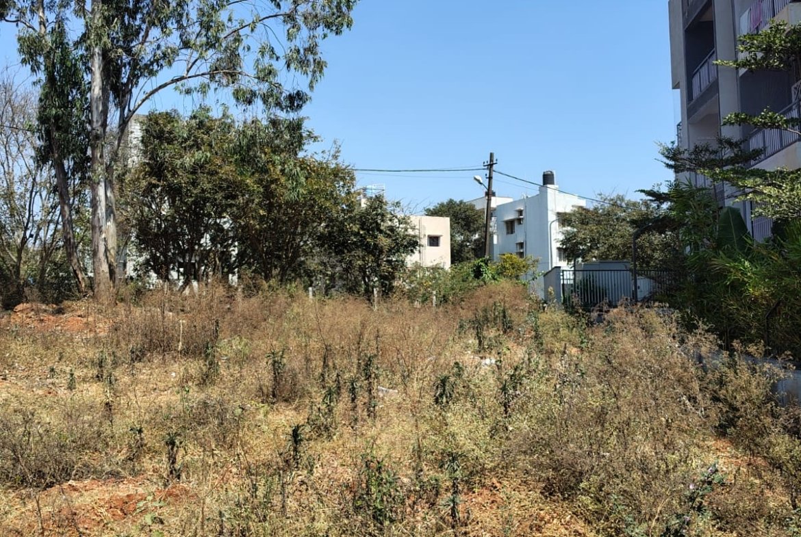 North-facing 30x90 residential plot for sale in Anjanapura 11th Block on 30 feet road beside Narya Breath Fresh Apartment Bangalore