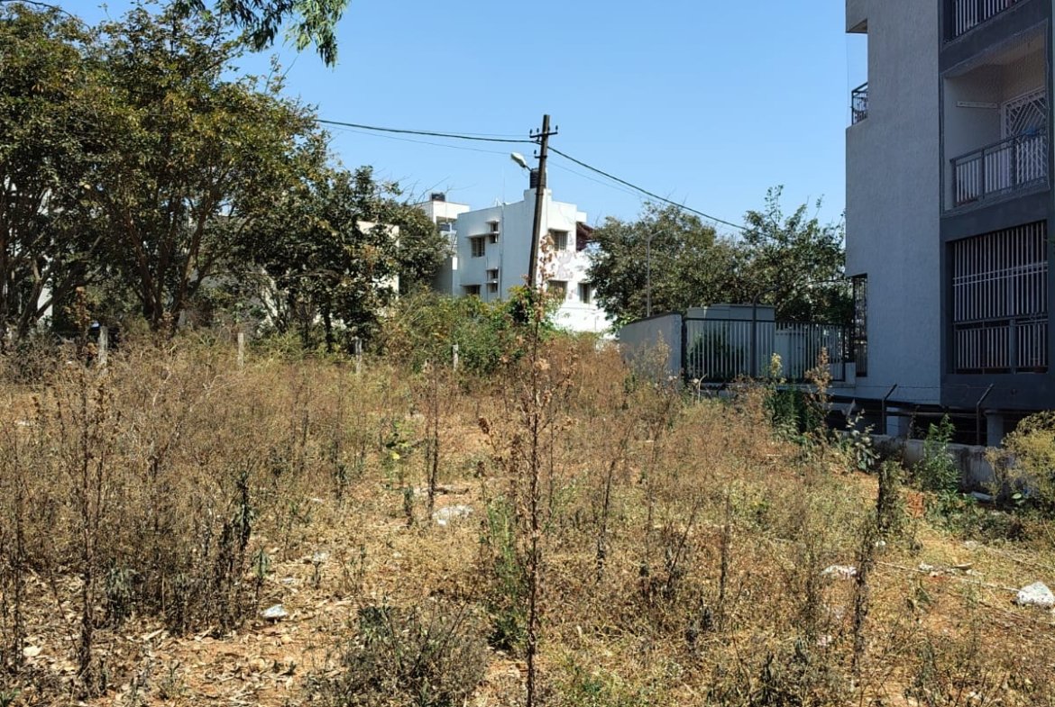 North-facing 30x90 residential plot for sale in Anjanapura 11th Block on 30 feet road beside Narya Breath Fresh Apartment Bangalore