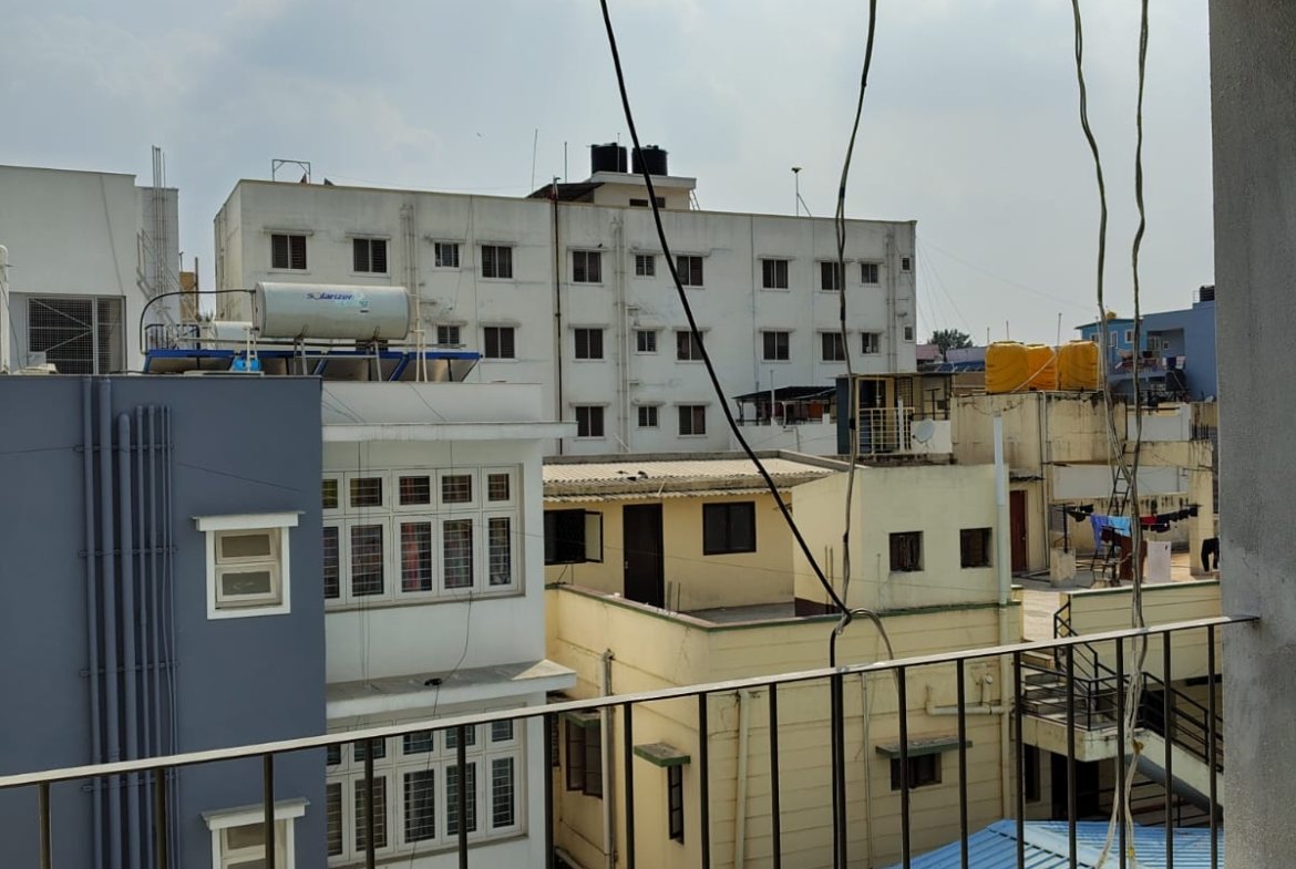 balcony 2BHK fully furnished flat for rent BTM Layout open view