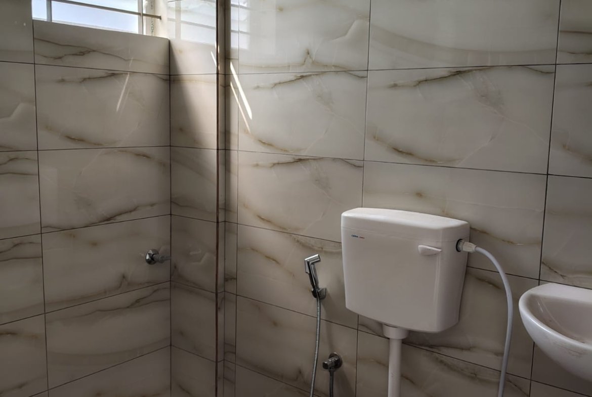 modern bathroom 1BHK flat for rent BTM Layout with geyser and fittings