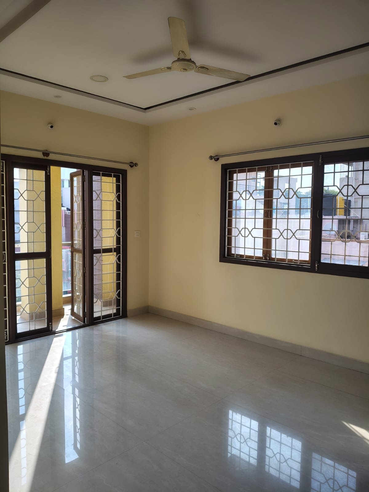 living hall 2BHK semi furnished flat Koramangala 6th Block spacious