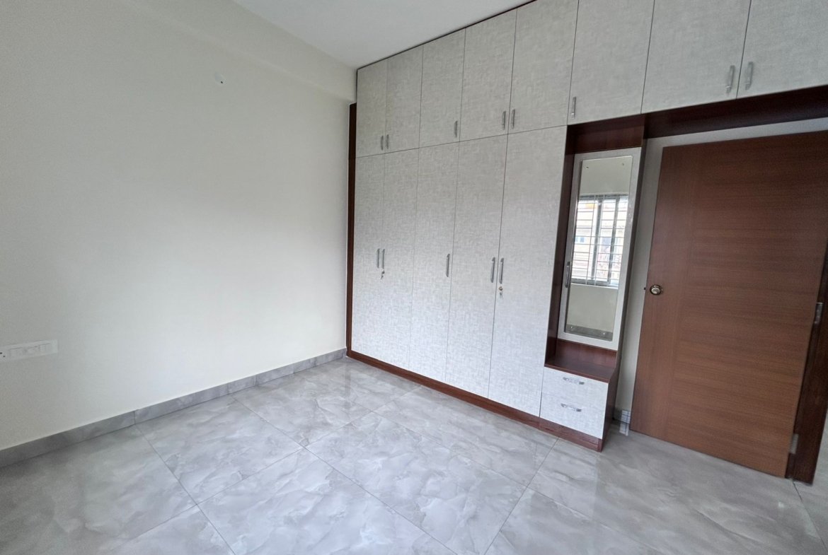 Brand new 1BHK furnished flat for rent near Star Bazar in Akshaya Nagar Bangalore with modern interiors