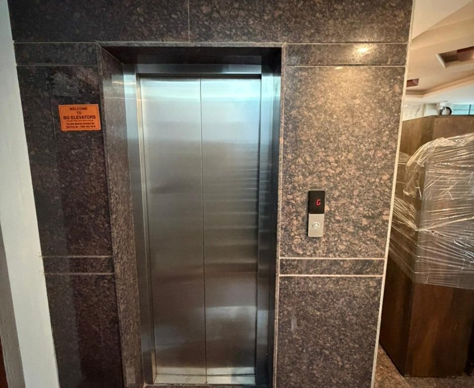 lift facility in PG building for sale Marathahalli ITPL Bangalore with generator backup