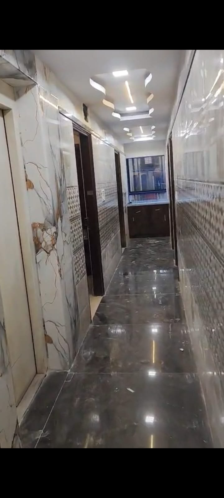 Spacious clean corridor with lighting railings in G+6 floors PG near Christ