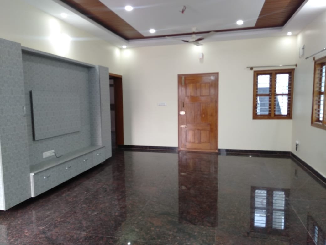 Spacious living room with good ventilation 2BHK Bannerghatta Road
