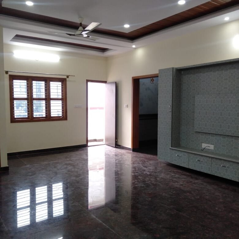 Spacious living room with good ventilation 2BHK Bannerghatta Road